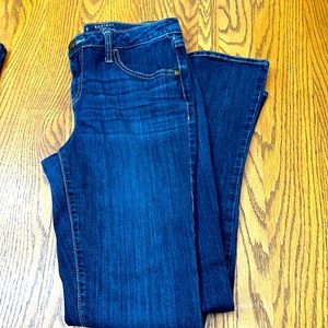 Simply Vera size 8 bootcut mid rise jeans